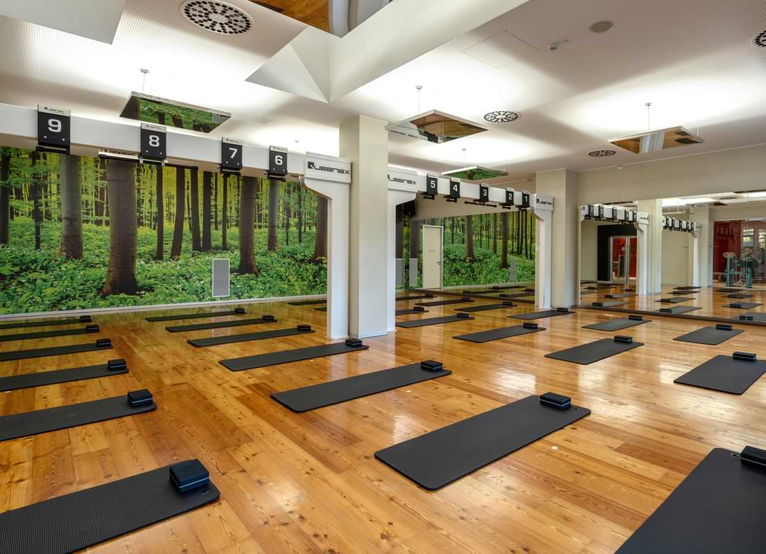 Studio Yoga palestra Milano Baranzate