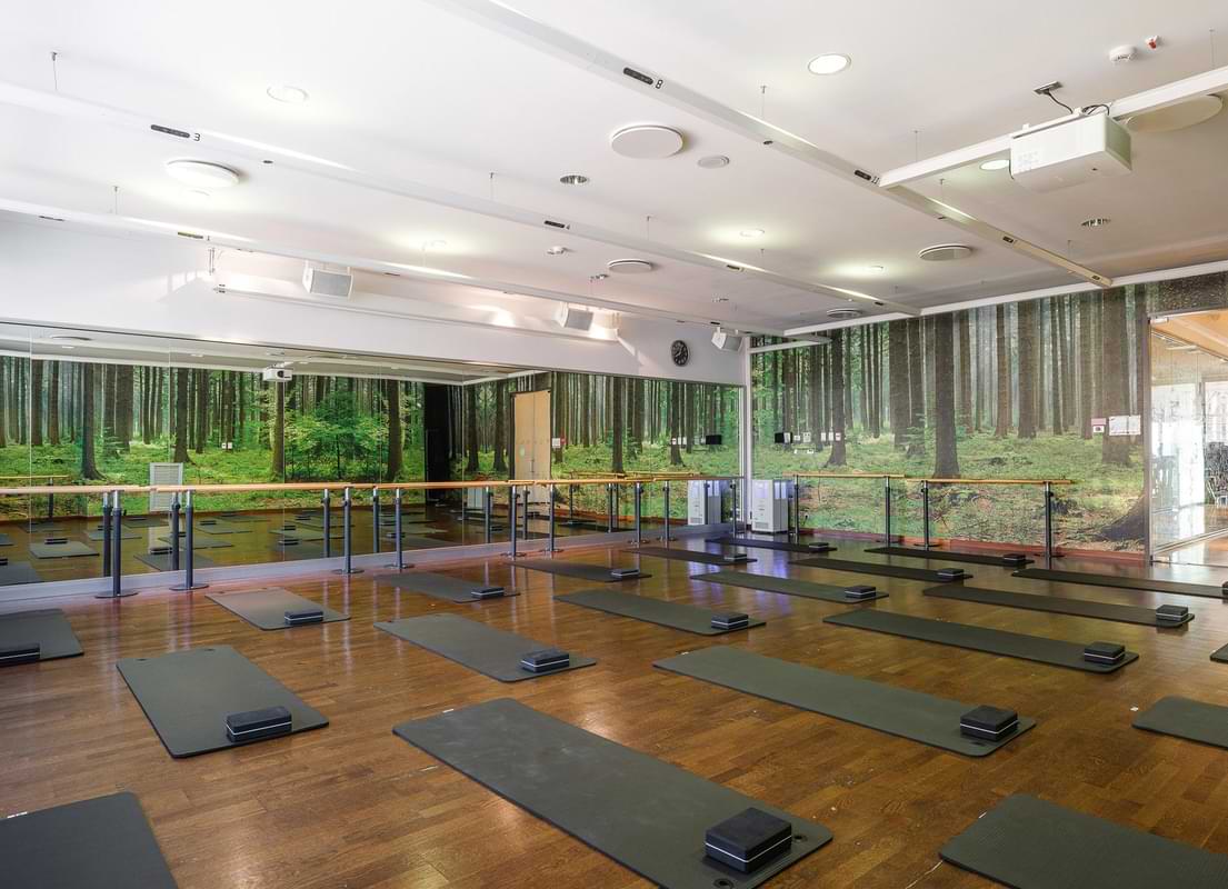 Studio Yoga palestra Napoli Med