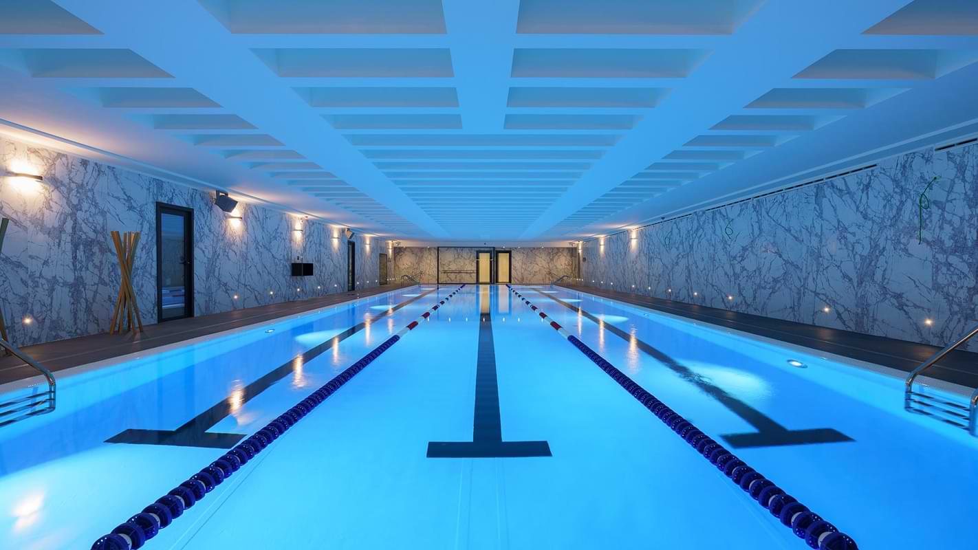 Piscina a Napoli Santa Lucia